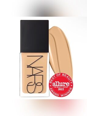 🌿 NARS Light Reflecting Foundation - SANTA FE